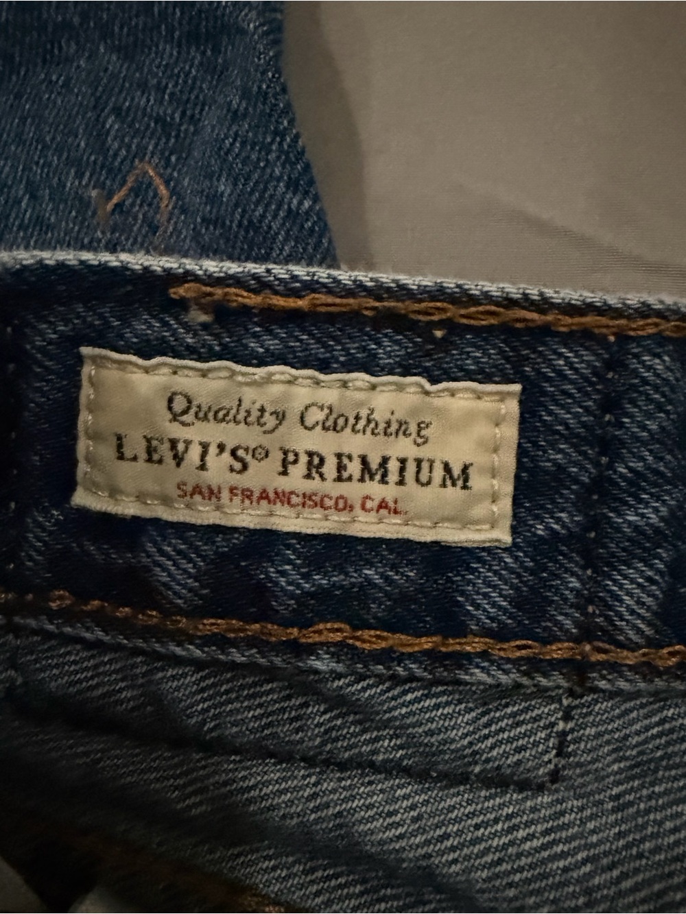 Levi’s Baggy Dad Jeans - Picture 4 of 4